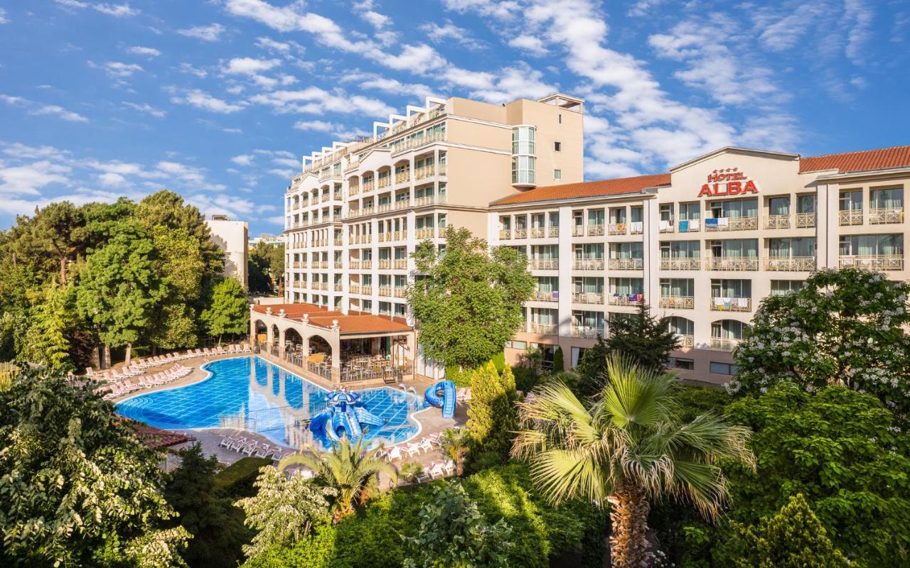 Alba Hotel 4*
